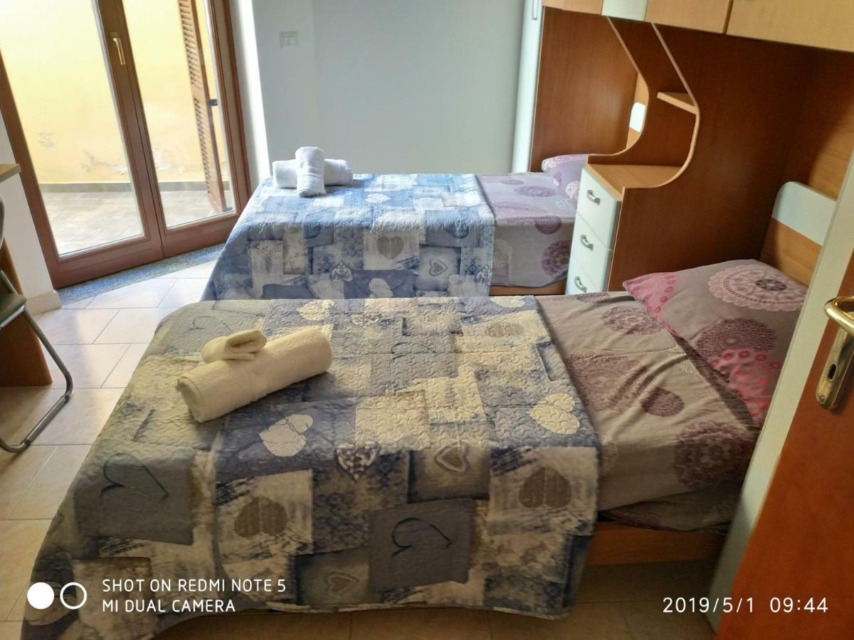 Alma House Apartment Porto Torres Exterior photo